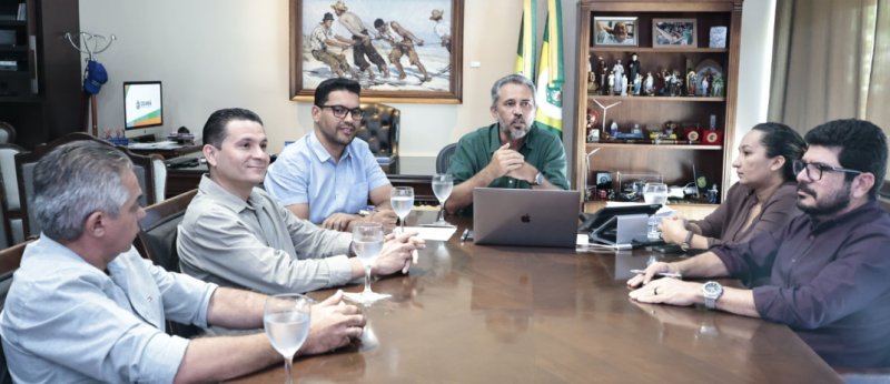 Governo do Ceará anuncia construção de mais de 3 mil cisternas para 18 municípios